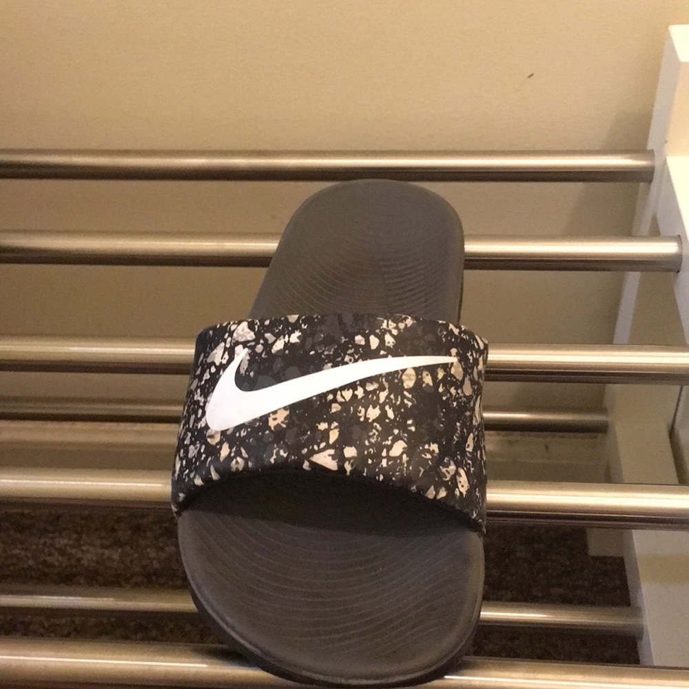 Nike slides - Picture 5 of 8